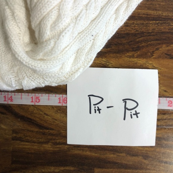 Croft&Barrow Womens Cable Knit V-Neck Sweater Size S White‎ Preppy Old Money - Picture 10 of 11